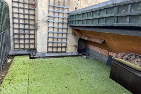 ROOF TERRACE