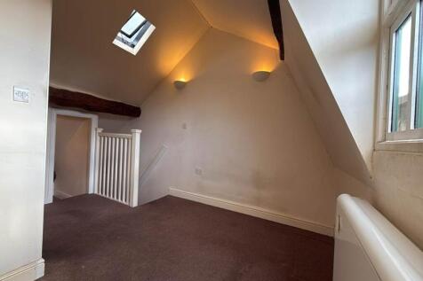 STUDIO FLAT