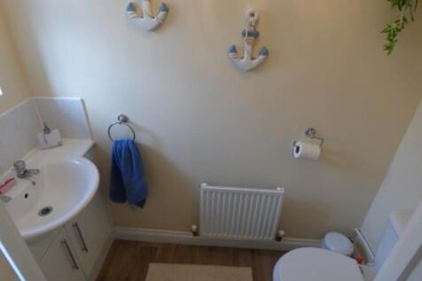 DOWNSTAIRS CLOAKROOM