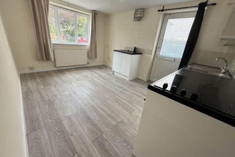 KITCHEN LOUNGE