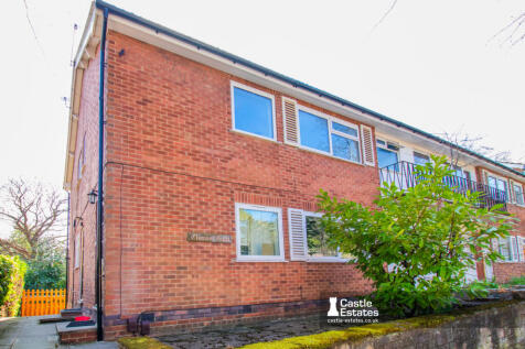 2 Bedroom Maisonette for sale