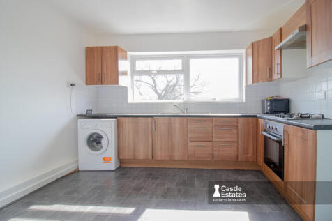 Kitchen &amp; Dining