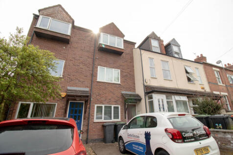 4 bed STUDENT PROPERTY ACADEMIC YEAR 25/26