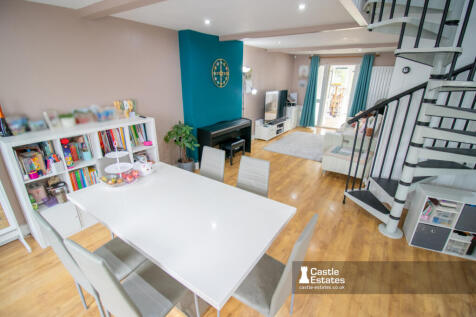 Living &amp; dining