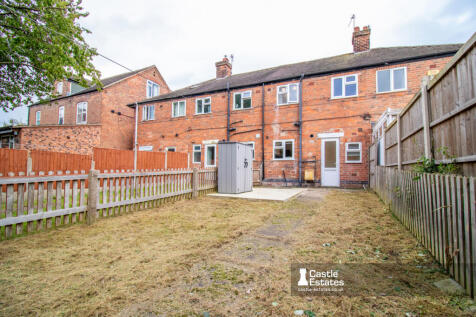 Stylish 2-Bedroom New Refurbished House in Dunkir