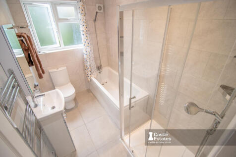 Upstairs Bathroom