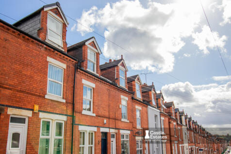 3 bedroom Terraced for sale