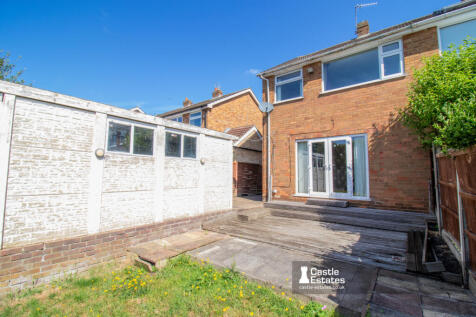 Rear garden &amp; Garage