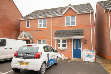 2 Bedroom Semi Detached House