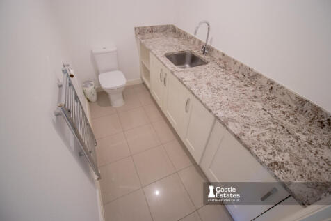 Downstairs W/C &amp; Utility