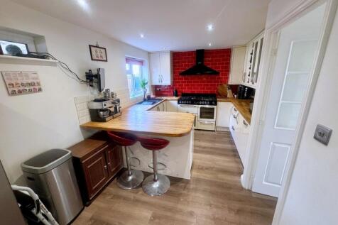 Fitted Kitchen