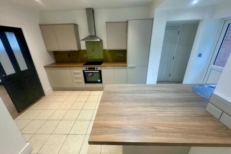 Fitted Kitchen