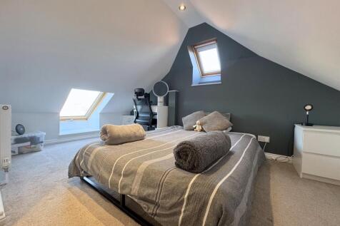 Fifth Bedroom