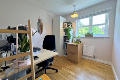 Fourth Bedroom