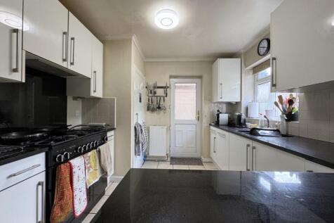 Fitted Kitchen