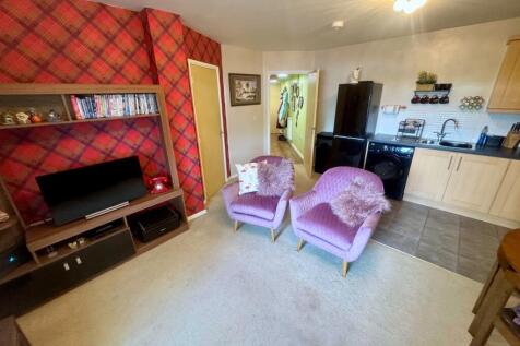 Open Plan Kitchen/Living Area