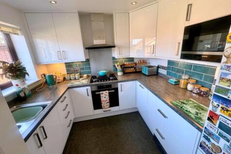Fitted Kitchen