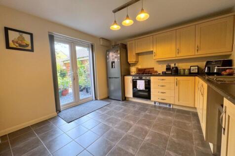 Fitted Kitchen