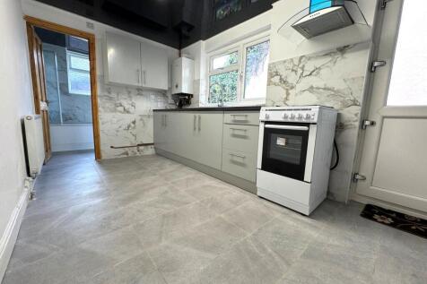 Fitted Kitchen