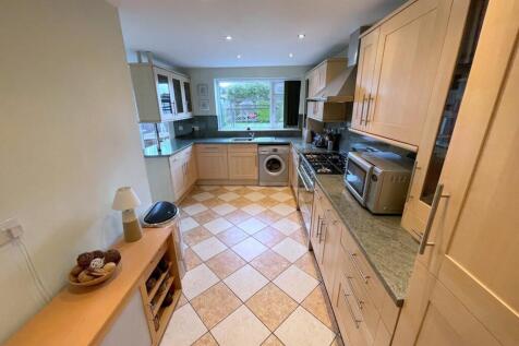 Fitted Kitchen/Dining Room
