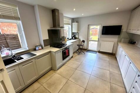 Fitted Kitchen