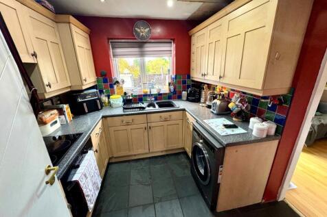 Fitted Kitchen