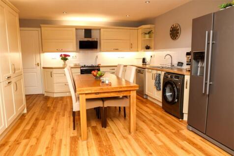 Kitchen/Family Room