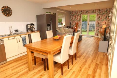 Kitchen/Family Room