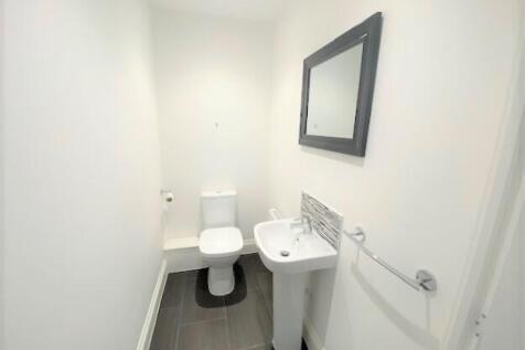 Cloakroom/wc