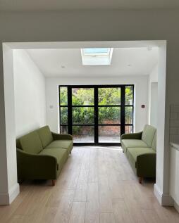 13 Clifton Road
