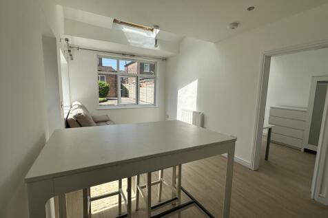 17 Wellington Annex