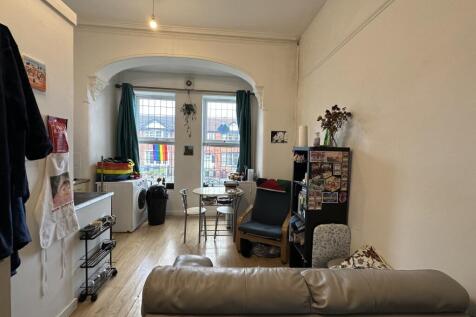 Flat 2 Wellington Road