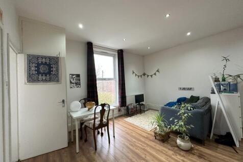 Flat 6 399 Wilmslow Road