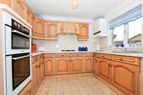Kitchen / Breakfast Room