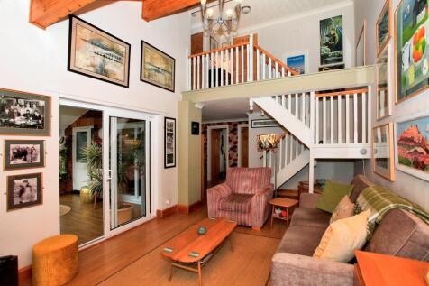 Lounge Area
