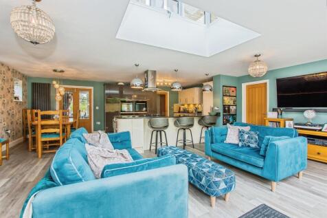 Kitchen/Dining/Family Room