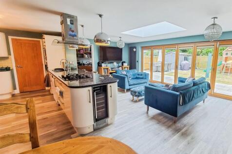 Kitchen/Dining/Family Room