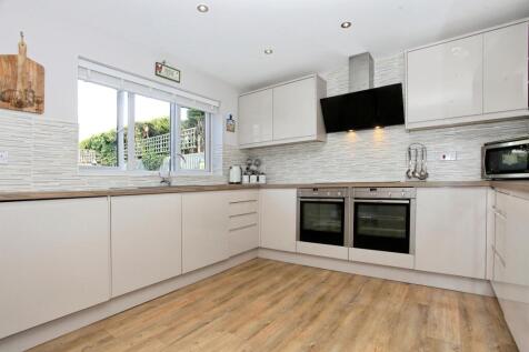Kitchen / Breakfast Room