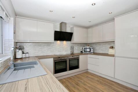 Kitchen / Breakfast Room