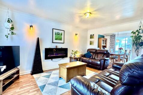 living room 2.jpg