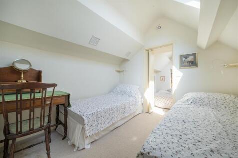 House - Bedroom 5 - INT.jpg