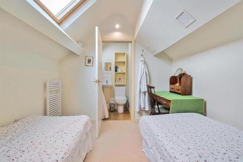 Annex - Bedroom and En suite - INT.jpg