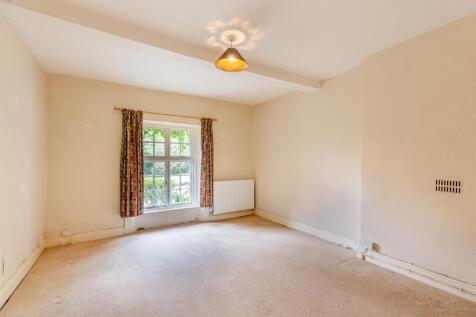 8590111-interior08.jpg
