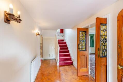 8590111-interior06.jpg