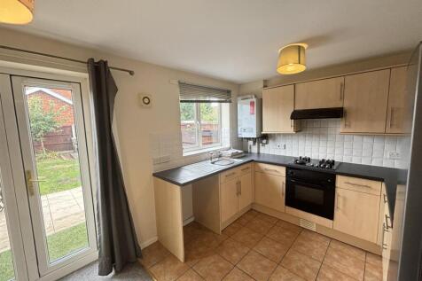 Kitchen a.jpg
