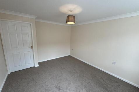 Living Room.jpg