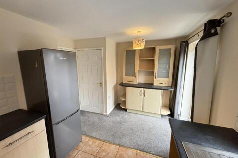 Kitchen c.jpg