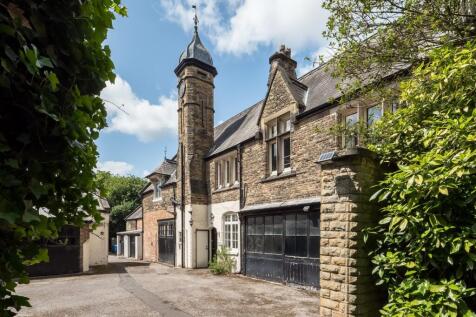 Coach House
