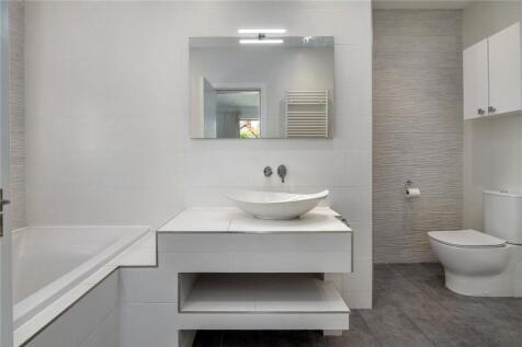 Ensuite Bathroom