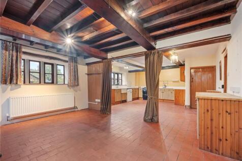 Living Room/Kitchen